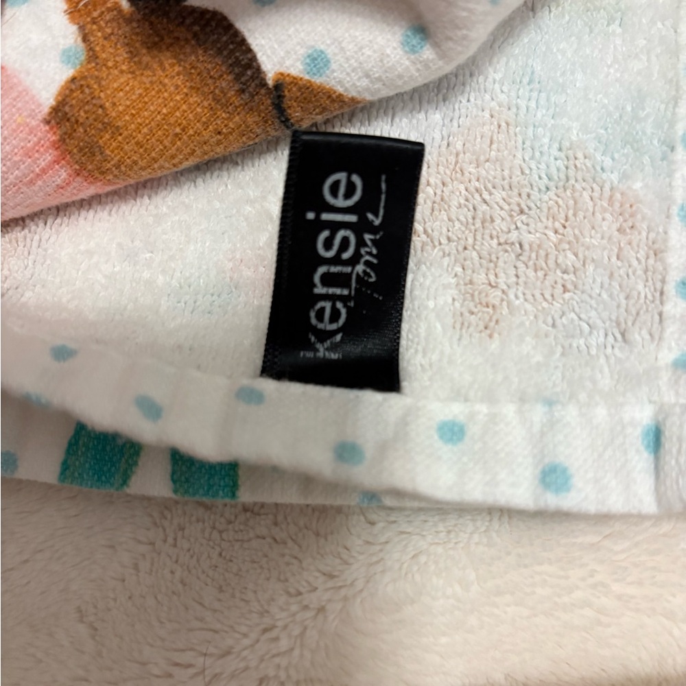 Kensie Easter Dog/Dachshund Print Hand Towel Set of 2 - Picture 6 of 7
